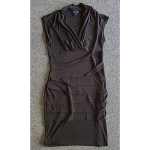 EN FOCUS Size 10 Sheath Dress Black Sleeveless Stretch Knee Length